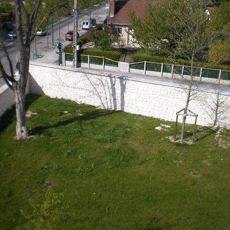 Residence Hoteliere Laudine Реймс Екстериор снимка